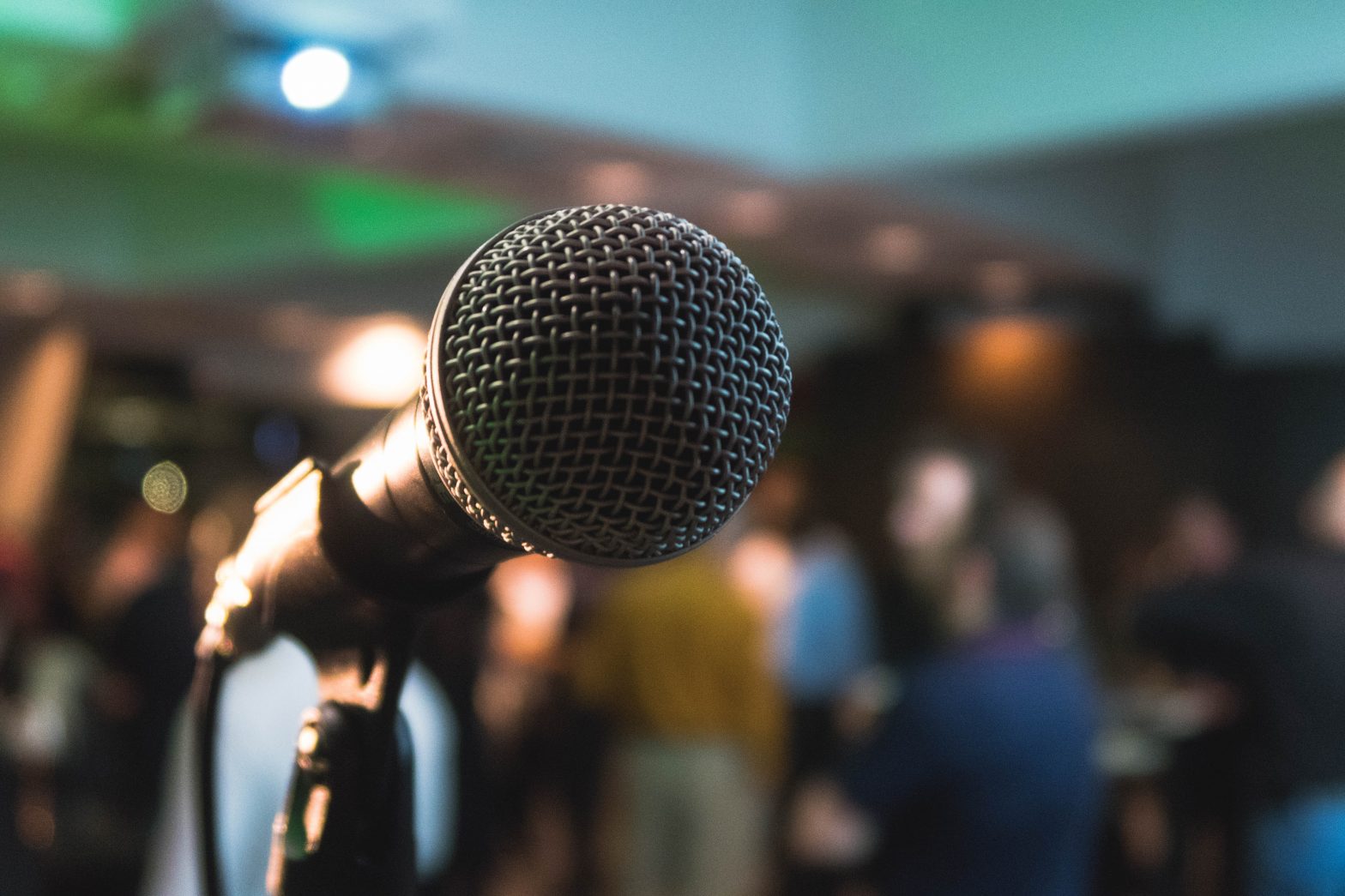 Afraid Of Public Speaking? 5 Strategies To Help You Get Over It